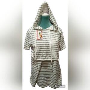PatPat women's nursing shirt size 2XL